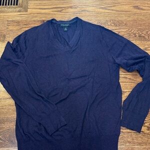 Banana Republican Men's Large Eggplant Luxury Blend Sweater